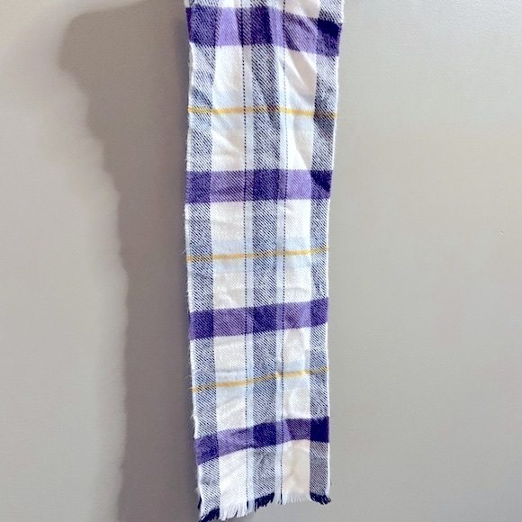 Vintage 2001 Scarf Scottish Plaid Checkered Scarf Unisex Wrap Tassel Acyclic - Picture 3 of 5